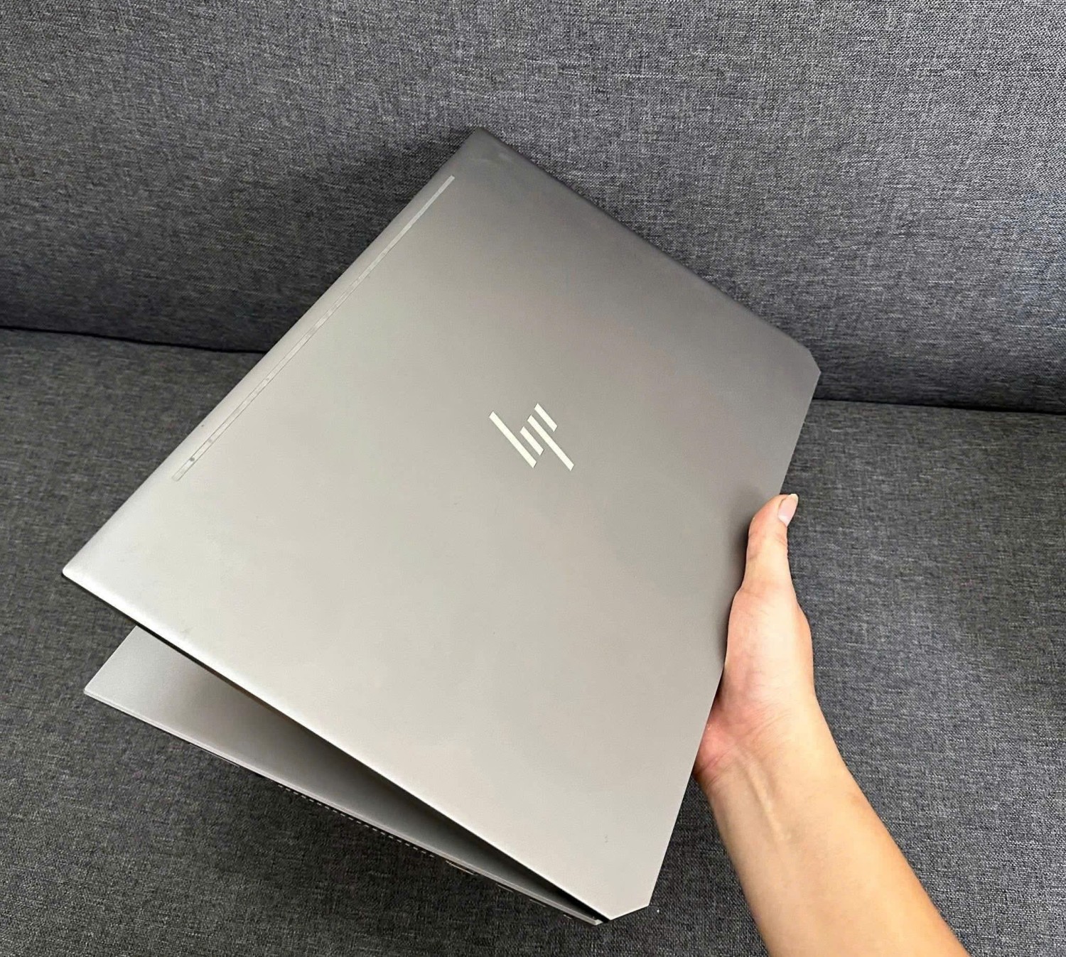 HP ZBOOK FIREFLY 14 G9 – CỖ MÁY WORKSTATION NHỎ GỌN, SỨC MẠNH VƯỢT TẦM